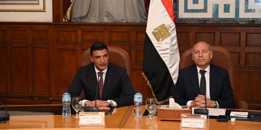تقنين أوضاع 40 مصنعًا وورشة في شق الثعبان ضمن خطة دعم الاستثمار الصناعي